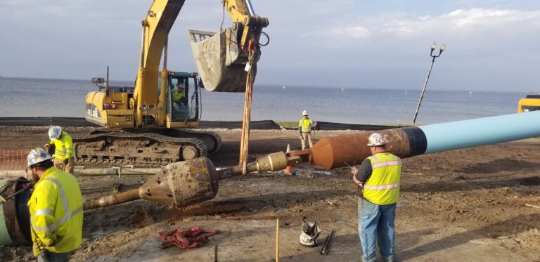 HDD Crew_St. Andrew Bay,Panama City, FL pulling the 24-inch diameter pipe