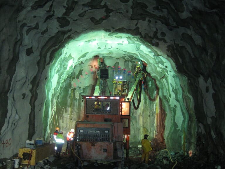 Lake Mead Intake No. 3 Drilling for Starter Tunnel Excavation